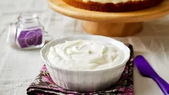 Delicate Custard Cream: A Tried-and-True Recipe for the Perfect Cake Filling