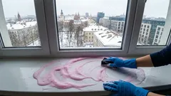 A Three-Ingredient Remedy That Whitens White Plastic Windowsills to Perfection