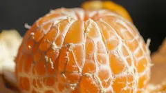 Few People Know: What Those “Thin Strings” in a Mandarin Are Called—and Why They May Be Even Healthier Than the Fruit Itself